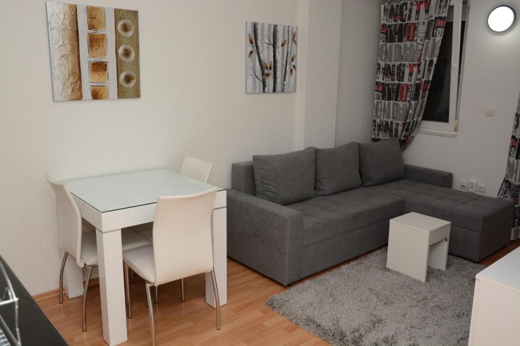 Central DeLuxe Apartments Ohrid Buitenkant foto