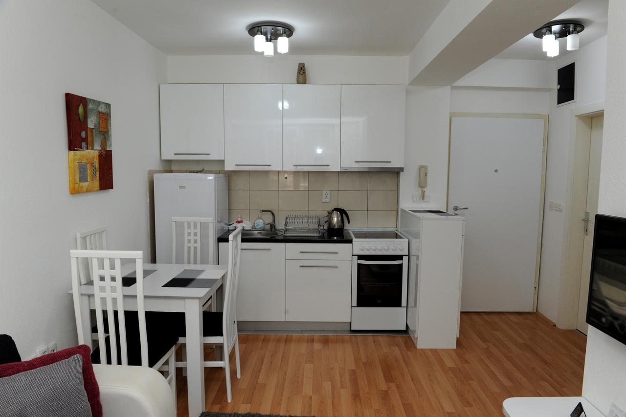 Central DeLuxe Apartments Ohrid Buitenkant foto