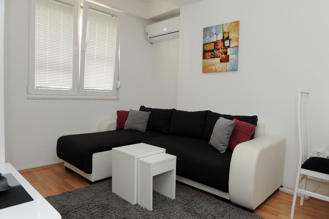 Central DeLuxe Apartments Ohrid Buitenkant foto