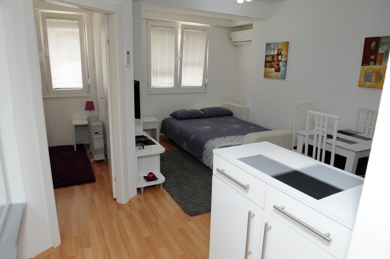Central DeLuxe Apartments Ohrid Buitenkant foto