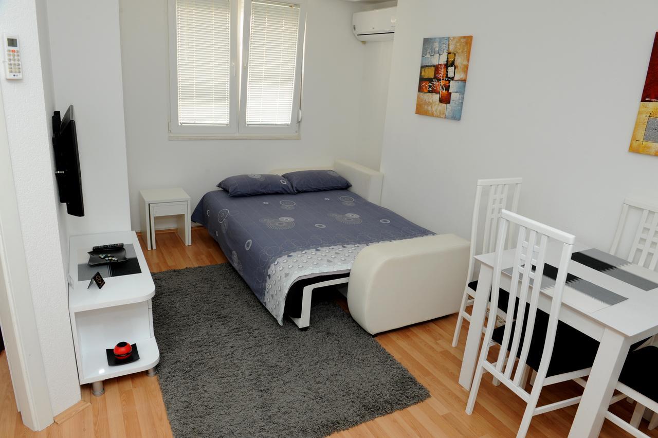 Central DeLuxe Apartments Ohrid Buitenkant foto