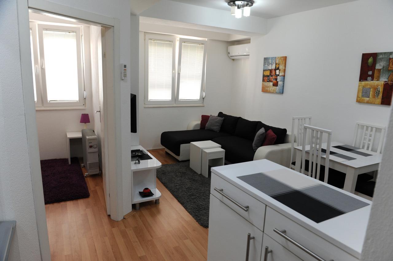 Central DeLuxe Apartments Ohrid Buitenkant foto