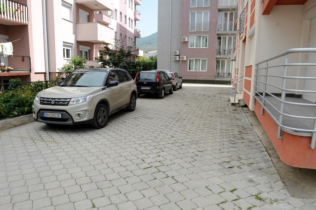 Central DeLuxe Apartments Ohrid Buitenkant foto