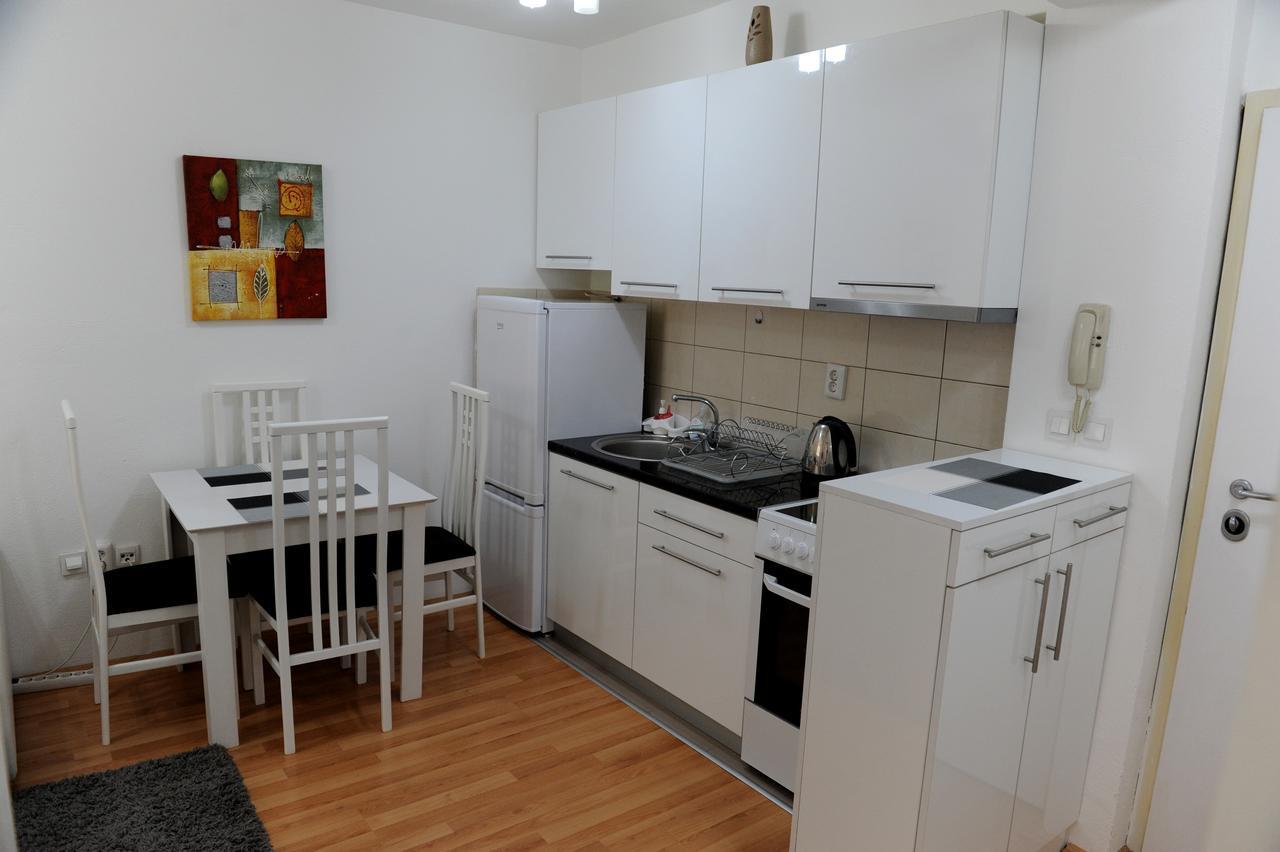 Central DeLuxe Apartments Ohrid Buitenkant foto