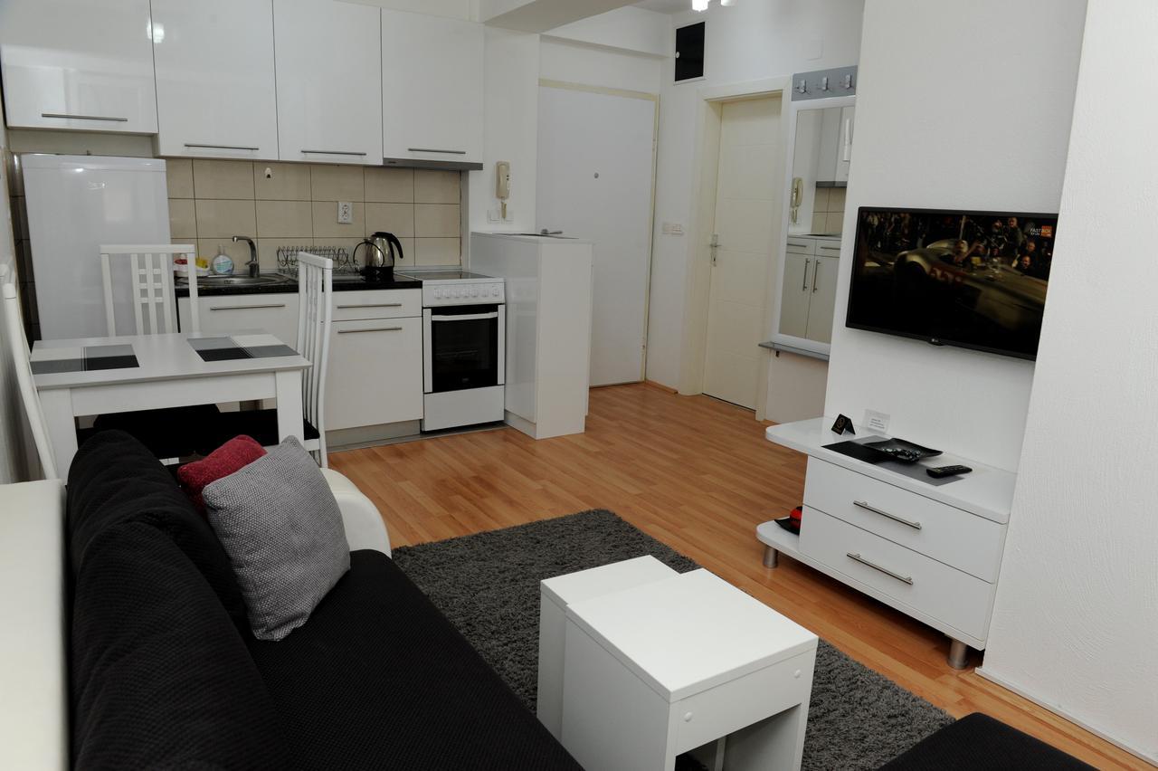 Central DeLuxe Apartments Ohrid Buitenkant foto