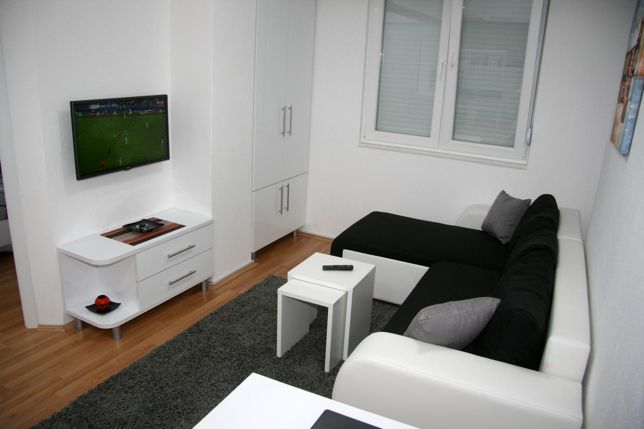 Central DeLuxe Apartments Ohrid Buitenkant foto