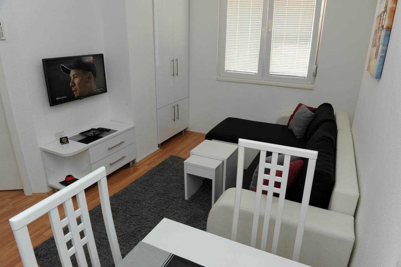 Central DeLuxe Apartments Ohrid Buitenkant foto